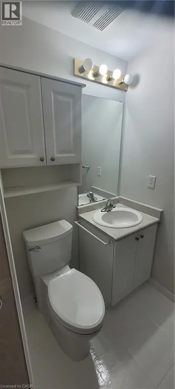 996 RYMAL Road E Unit# 15, #15