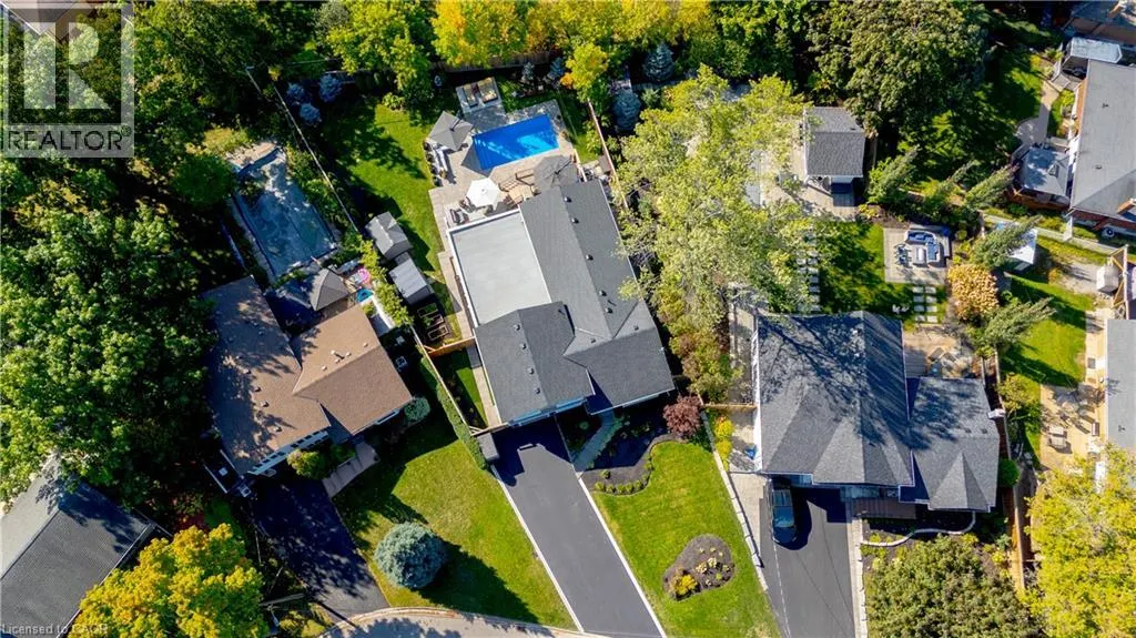 296 KENT Crescent