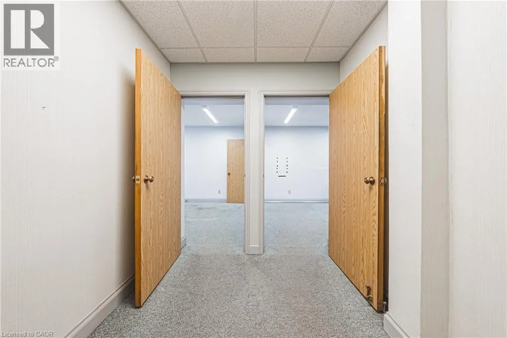 120 CATHARINE Street S