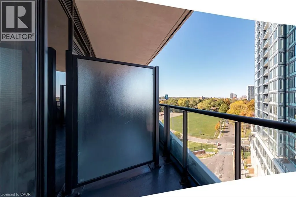 25 WELLINGTON Street S Unit# 909, #909