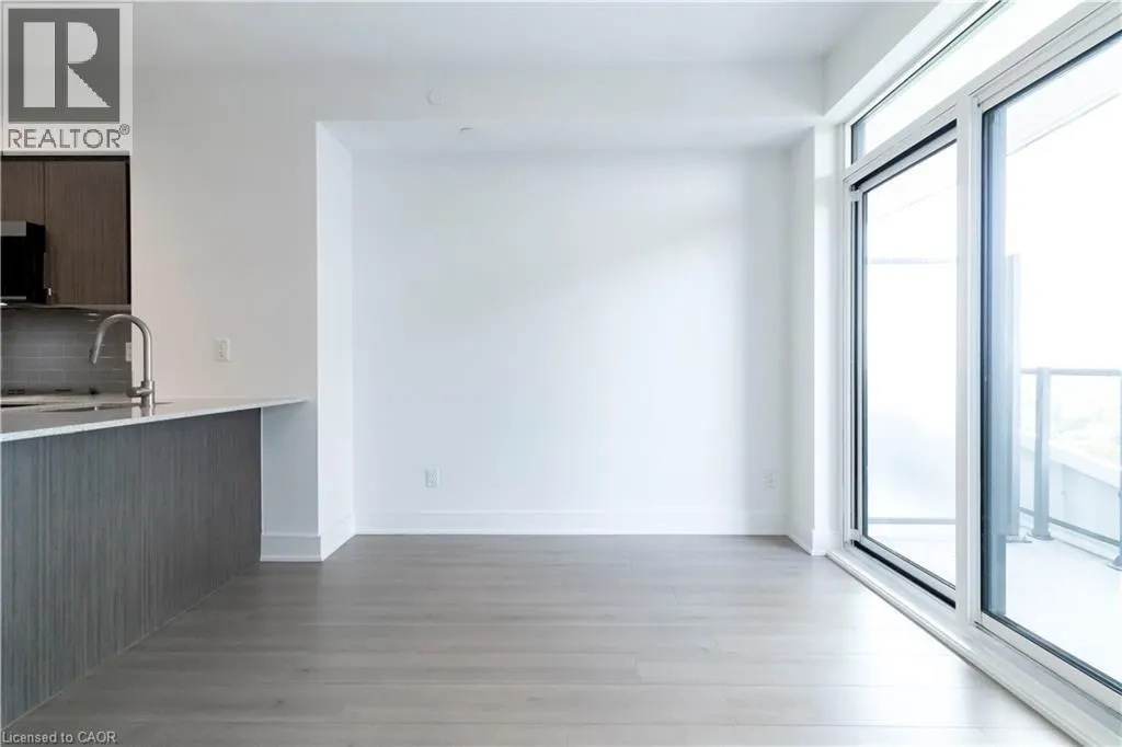 25 WELLINGTON Street S Unit# 909, #909