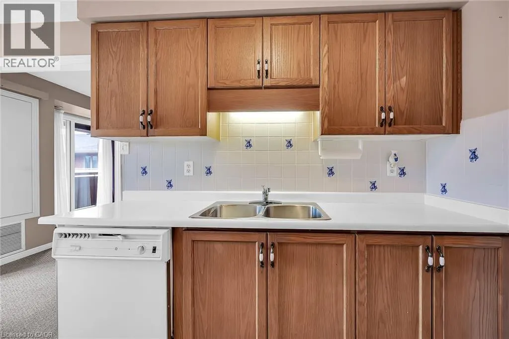 416 LIMERIDGE Road E Unit# 309, #309