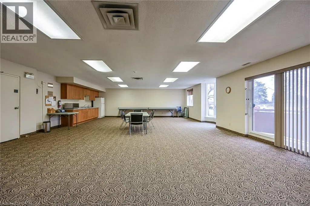 416 LIMERIDGE Road E Unit# 309, #309
