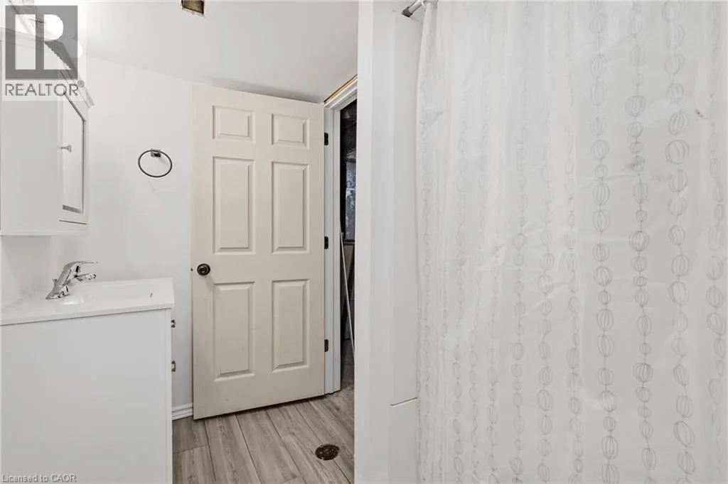 117 GRAYSTONE Crescent