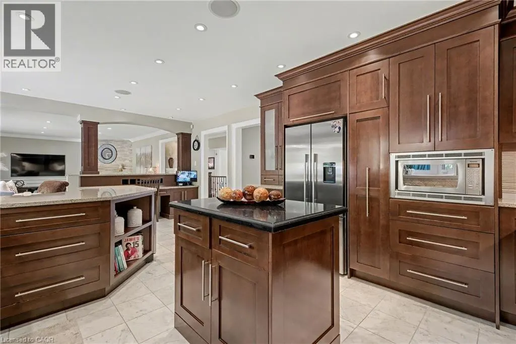 1213 BOWMAN Drive