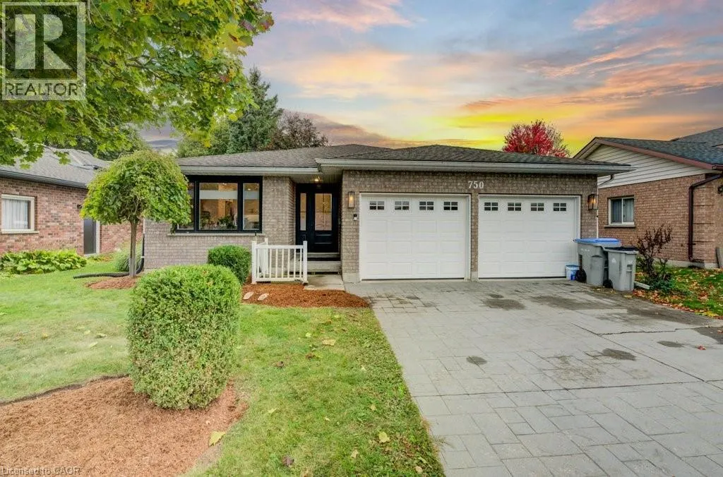 750 EDGAR Street W