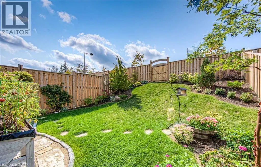 453 AVENS Street