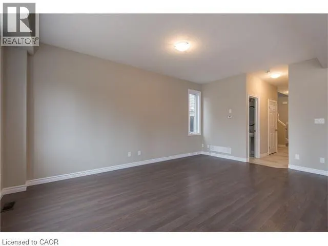 453 AVENS Street