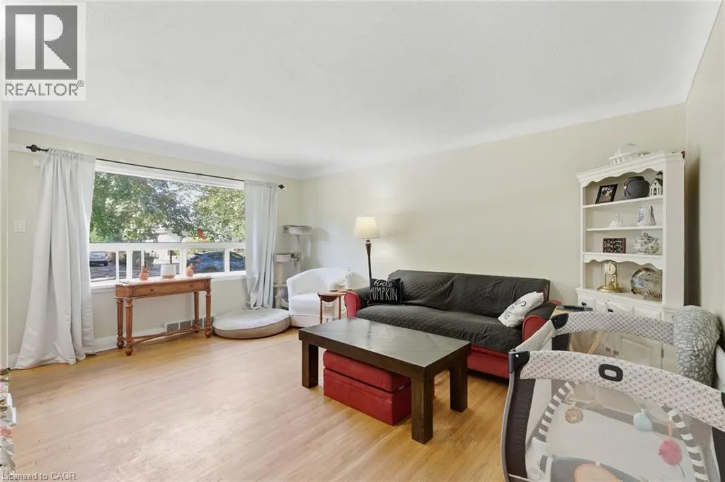 36 WOODELM Drive