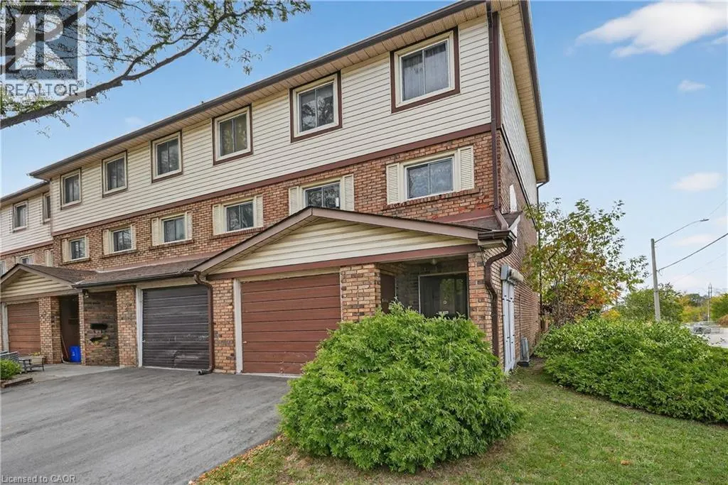 34 BOW VALLEY Drive Unit# 1, #1