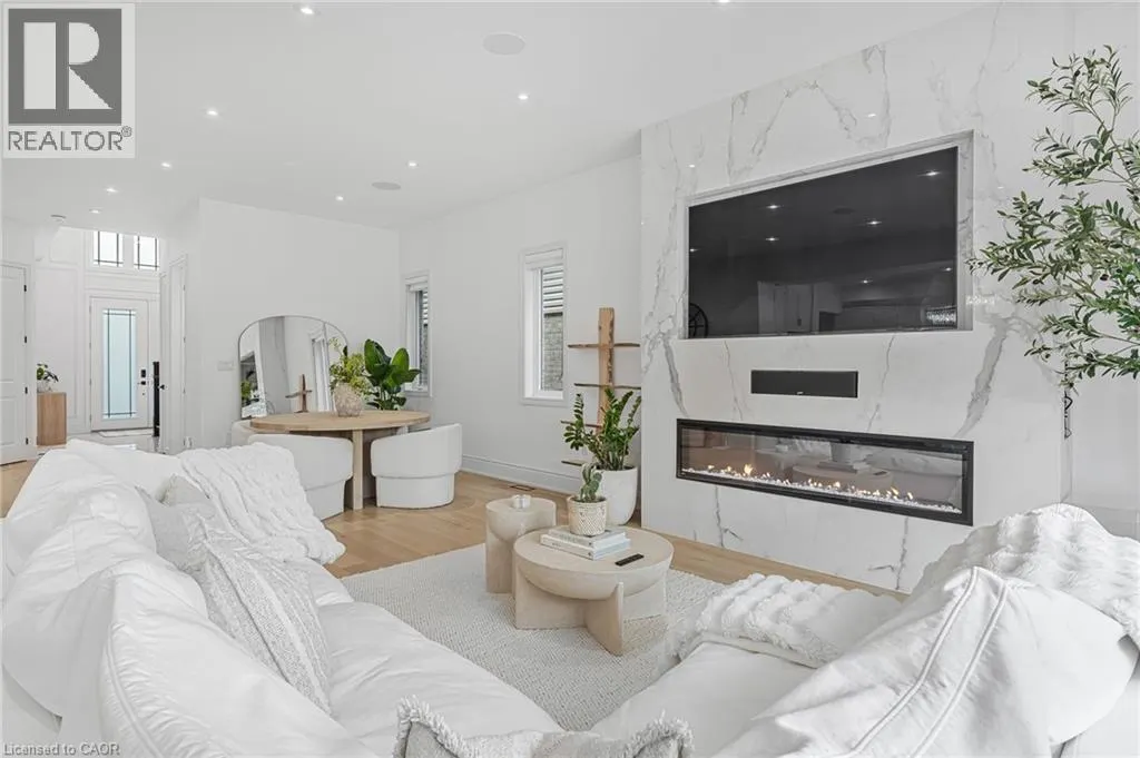 3978 HIGHLAND PARK Drive
