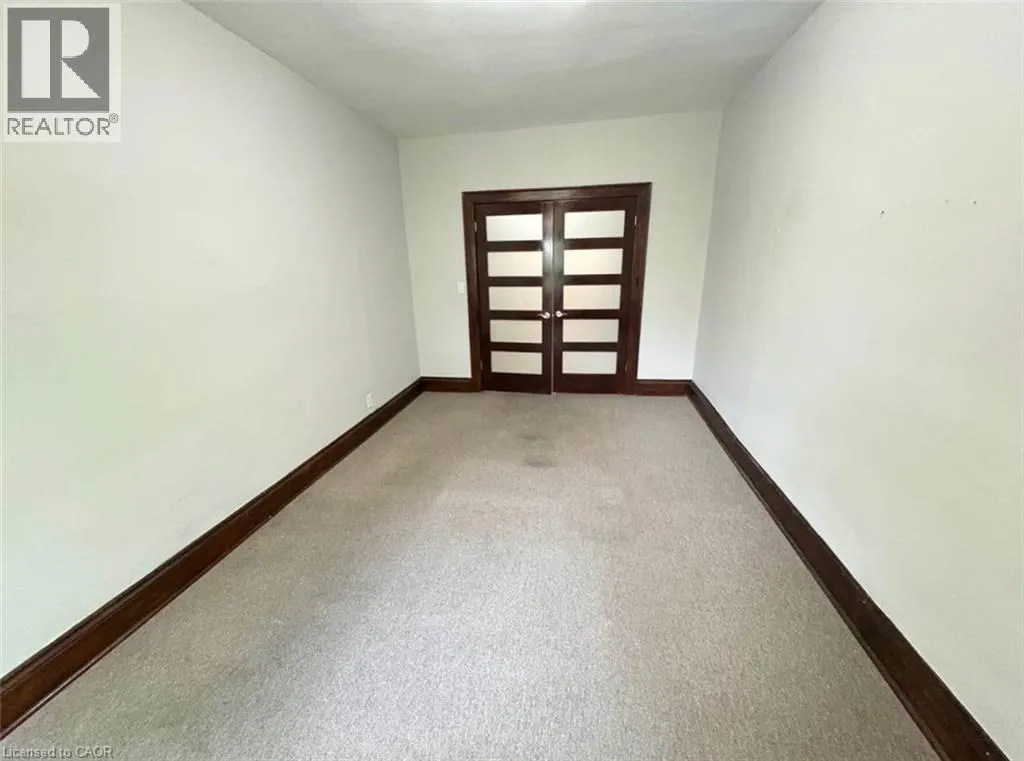 35 GRANT Avenue