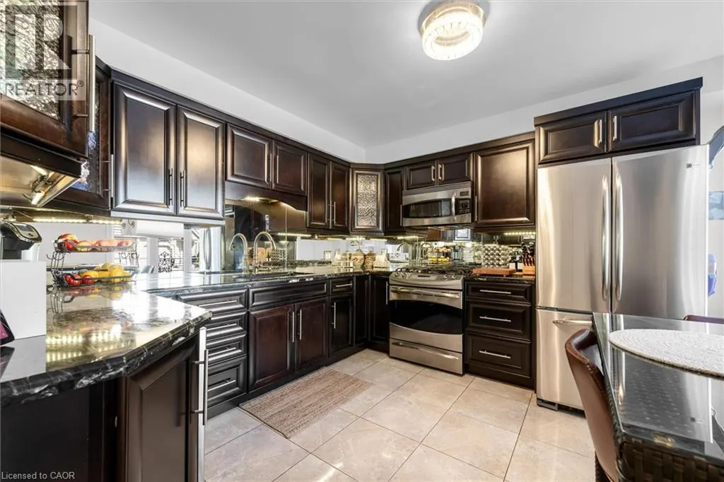 286 HAMILTON Drive Unit# 14, #14