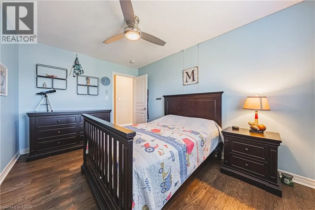 68 KINSMAN Drive