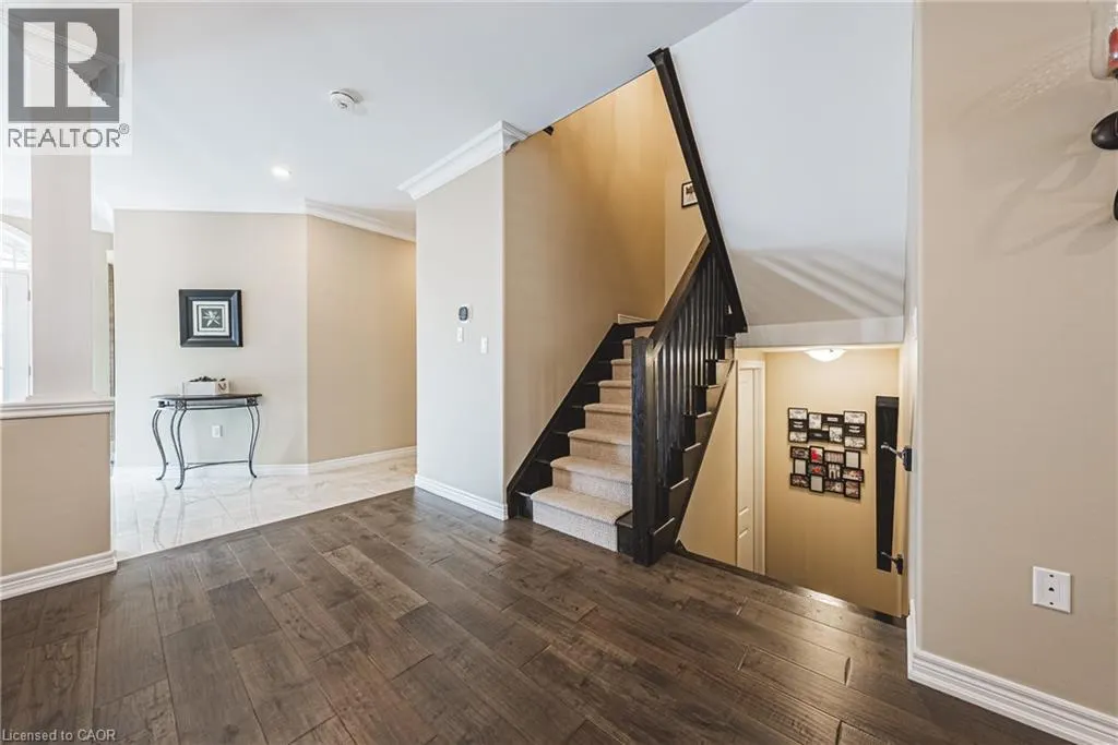 68 KINSMAN Drive