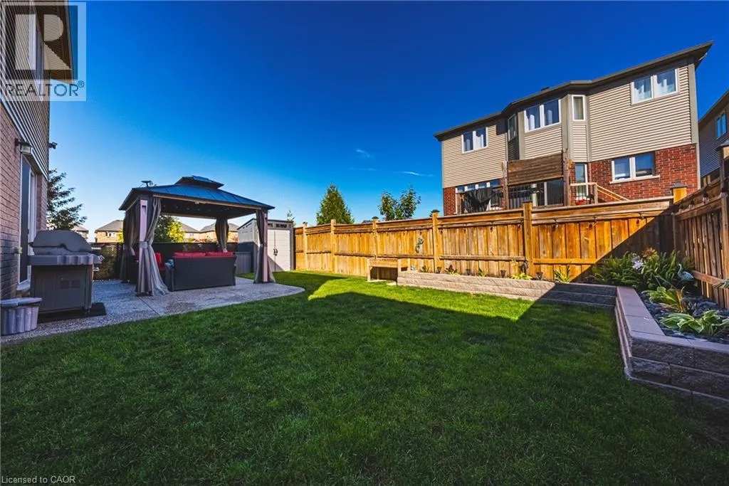 68 KINSMAN Drive