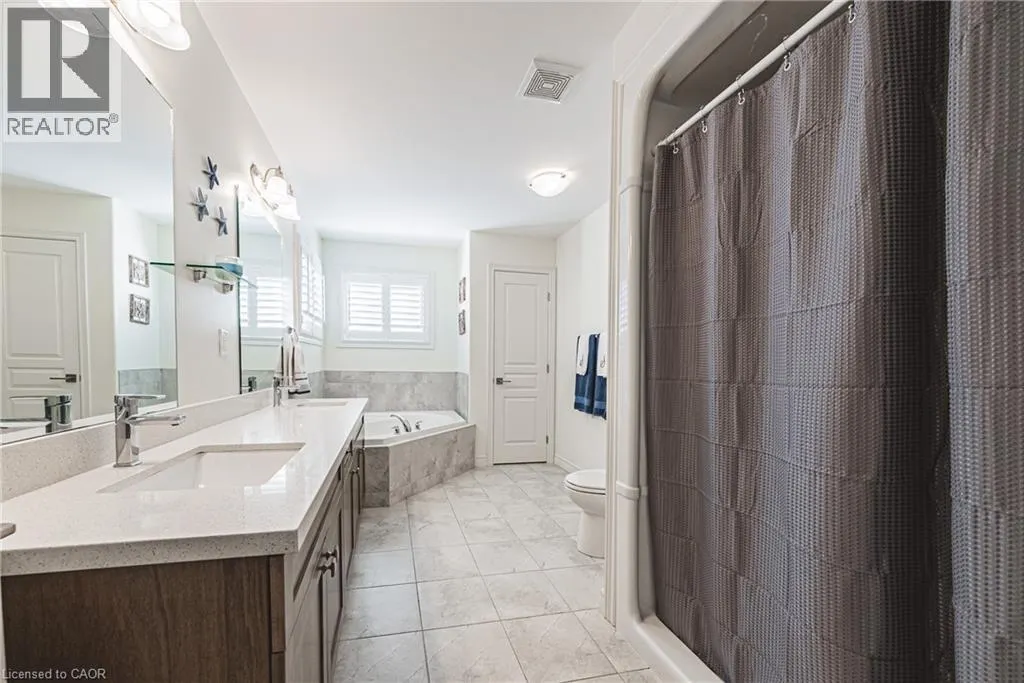 68 KINSMAN Drive