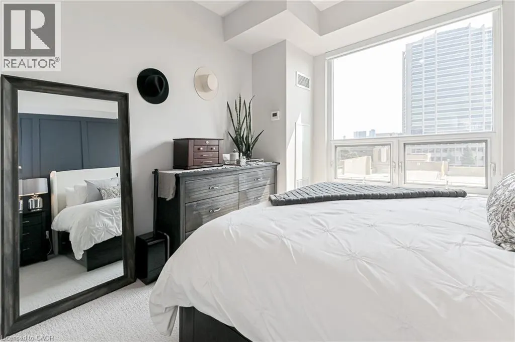 155 CAROLINE Street S Unit# 606, #606