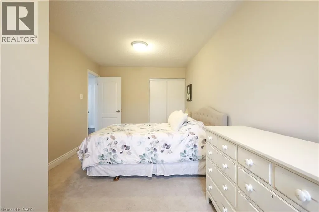 686 WENDY CULBERT Crescent