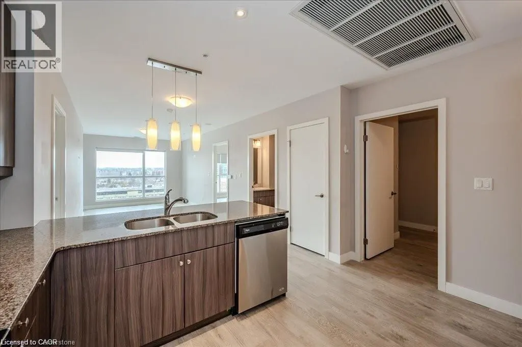1 VICTORIA Street S Unit# 811, #811