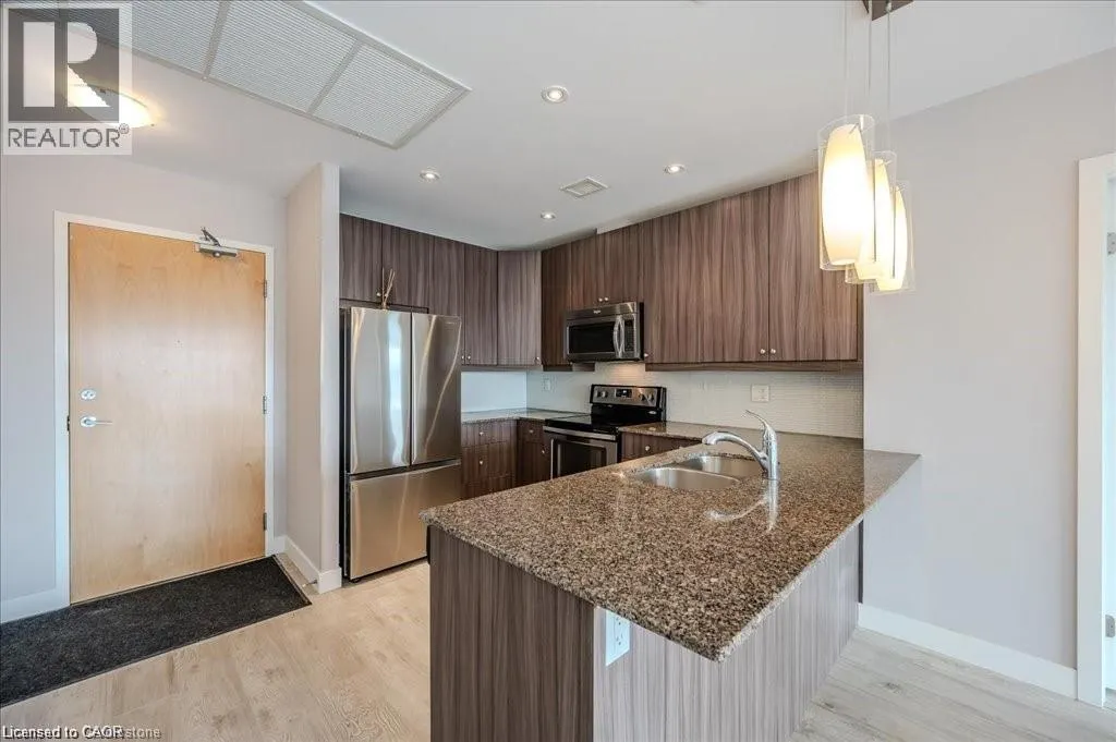 1 VICTORIA Street S Unit# 811, #811
