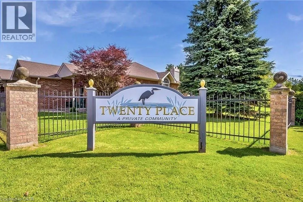 42 GREENTRAIL Drive