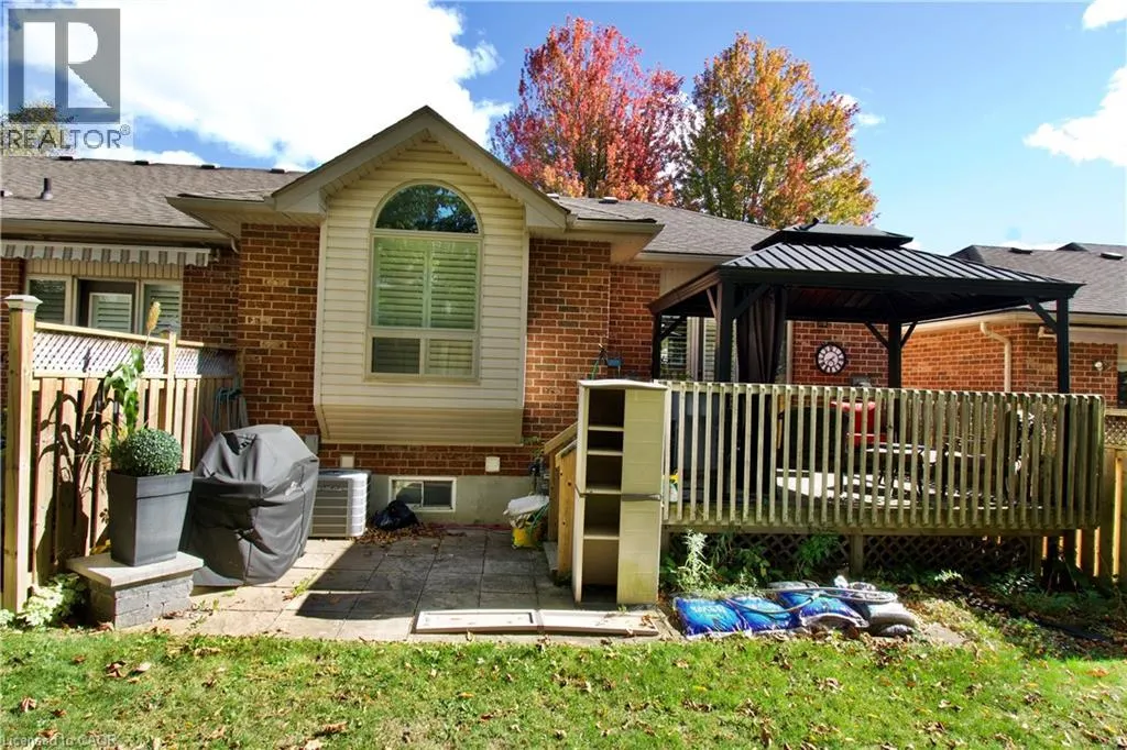 42 GREENTRAIL Drive