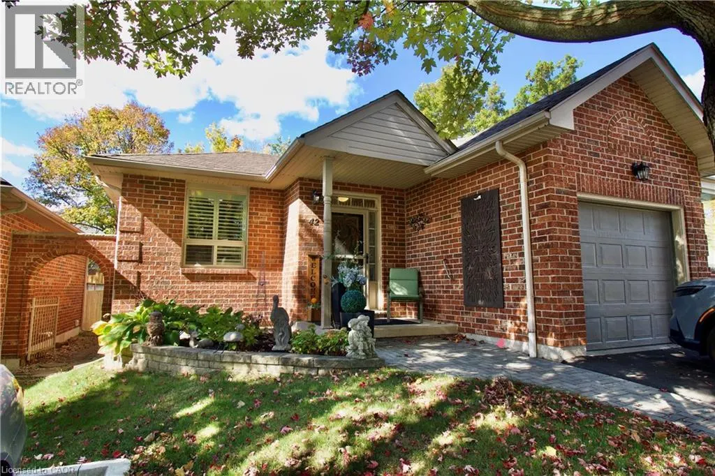 42 GREENTRAIL Drive