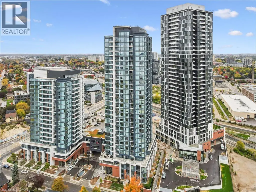 15 WELLINGTON Street S Unit# 909, #909