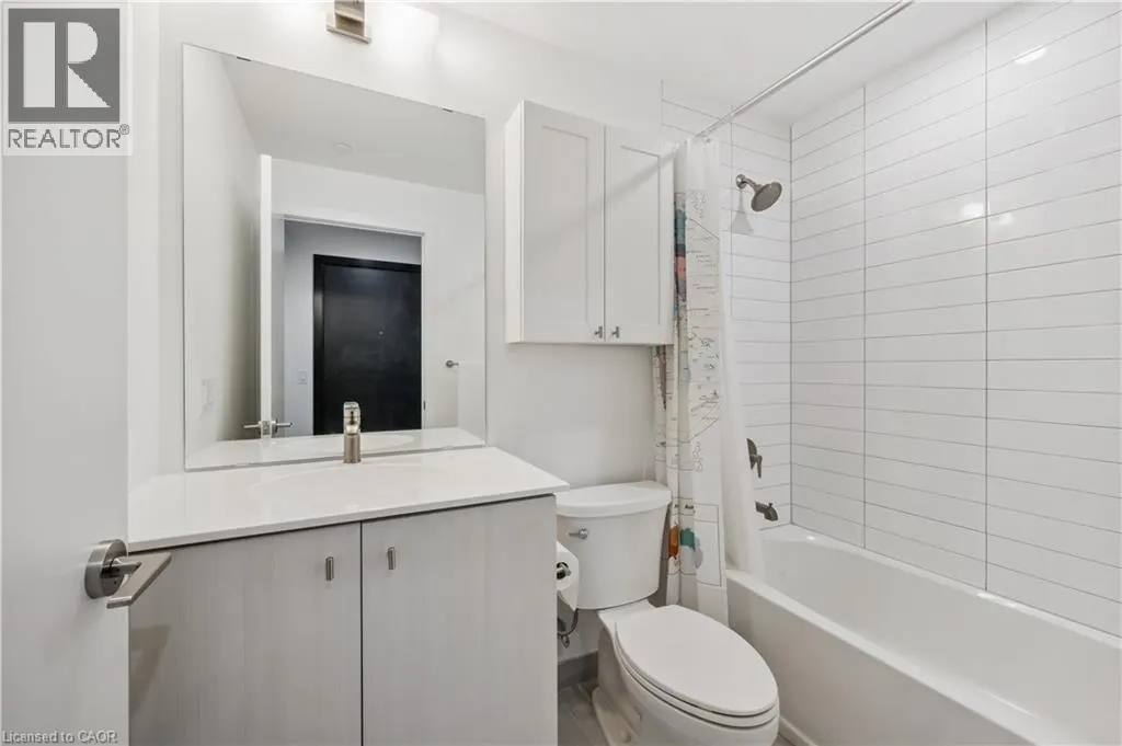 15 WELLINGTON Street S Unit# 909, #909