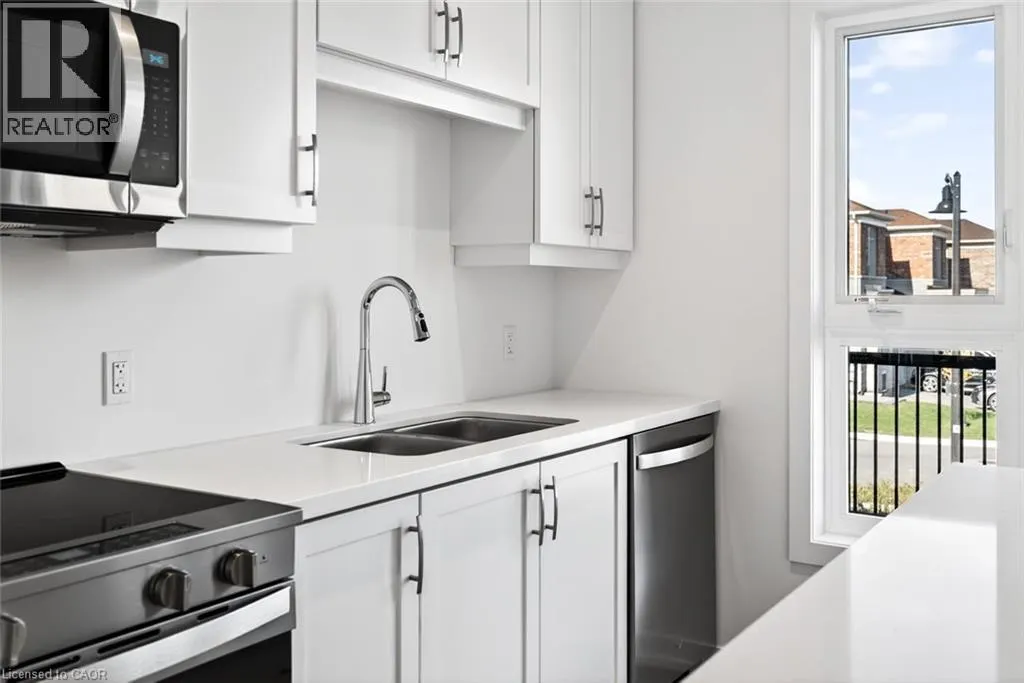 70 KENESKY Drive Unit# 33, #33