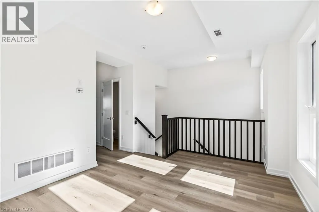 70 KENESKY Drive Unit# 33, #33