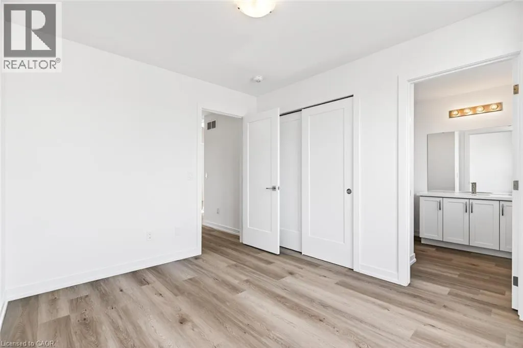 70 KENESKY Drive Unit# 33, #33