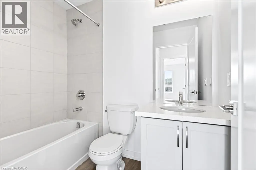 70 KENESKY Drive Unit# 33, #33