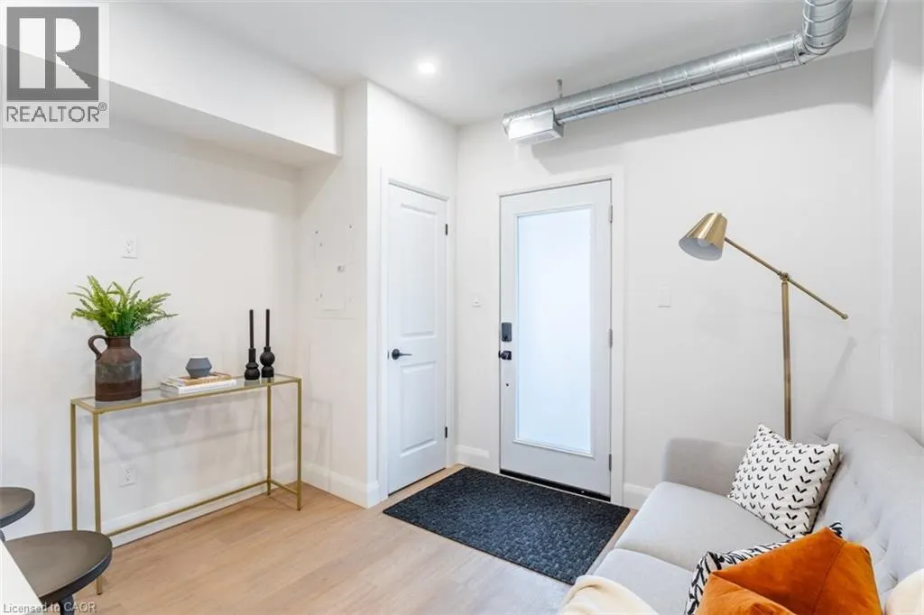 115 CATHARINE Street N Unit# 1, #1