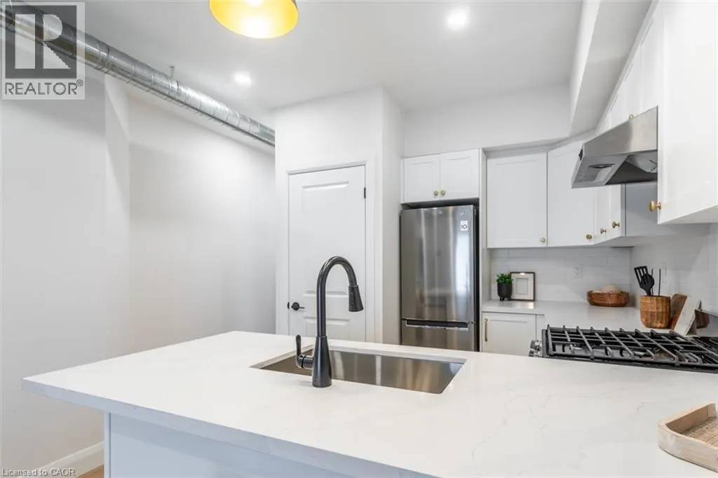 115 CATHARINE Street N Unit# 1, #1