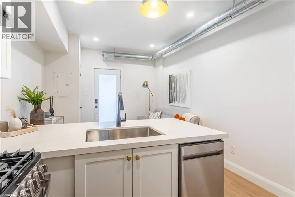 115 CATHARINE Street N Unit# 1, #1