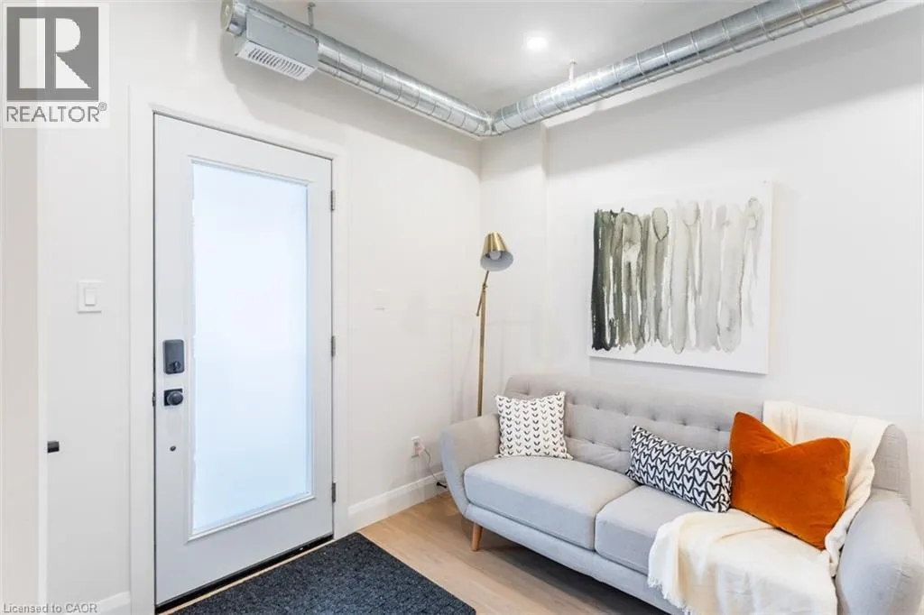 115 CATHARINE Street N Unit# 1, #1