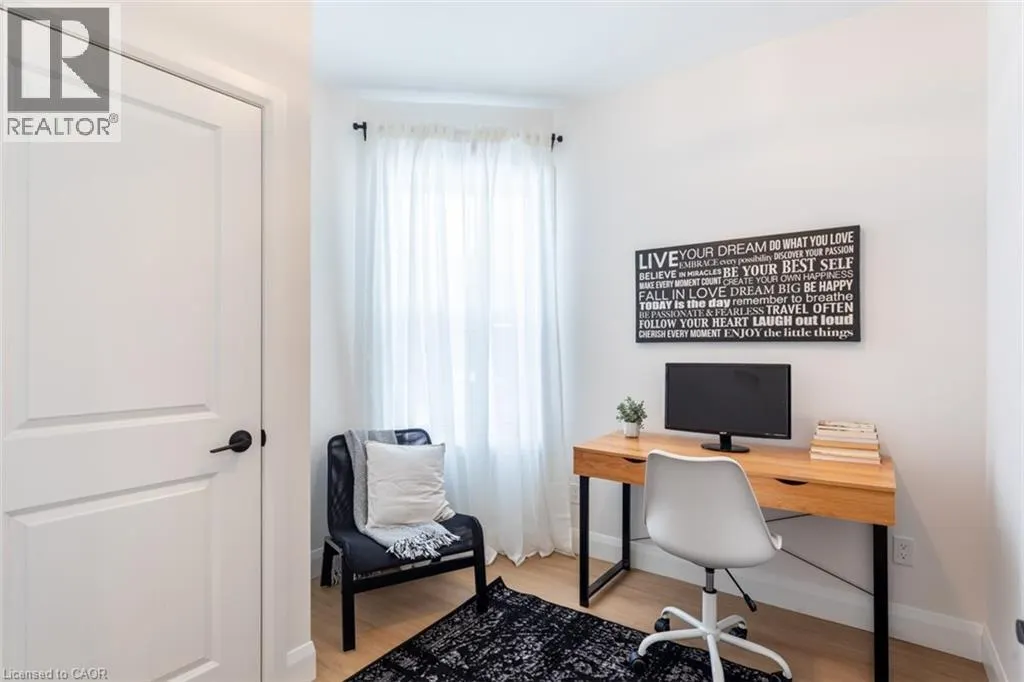 115 CATHARINE Street N Unit# 1, #1