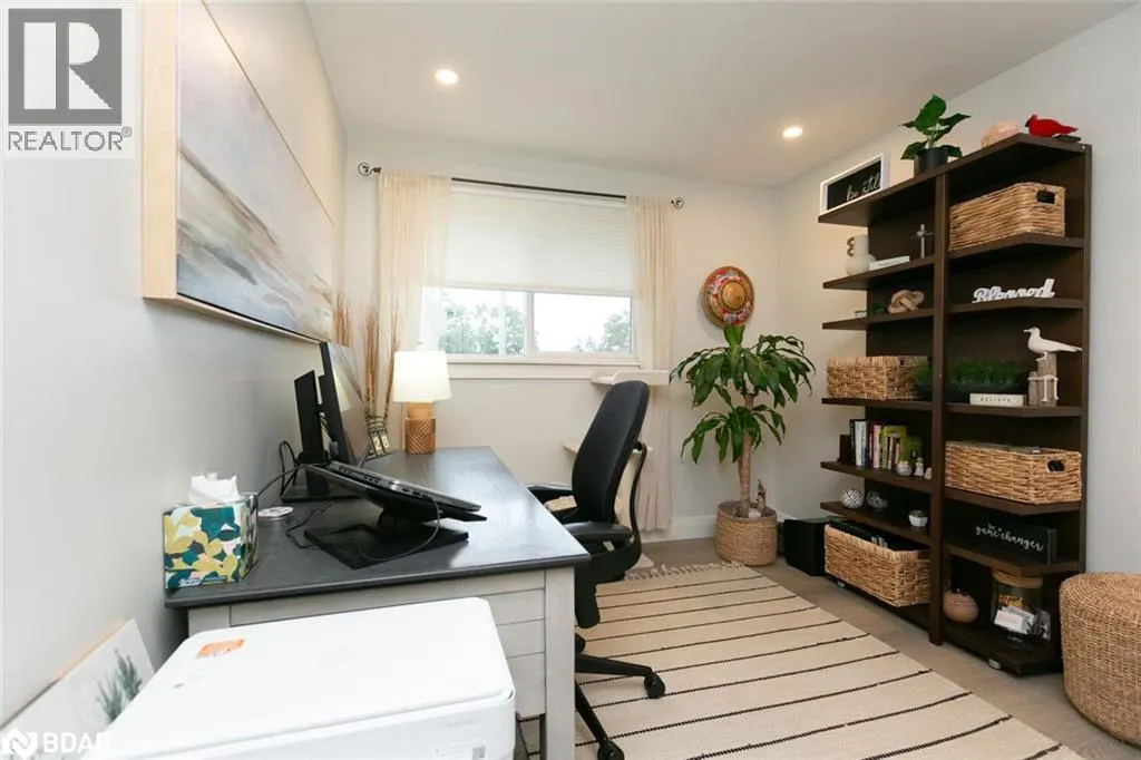 20 OTTAWAY Avenue Unit# Upper, #Upper