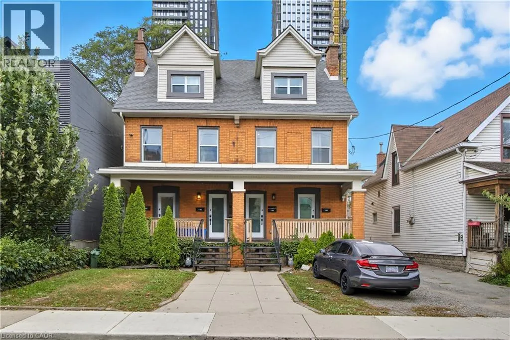 113 CATHARINE Street N Unit# 4, #4