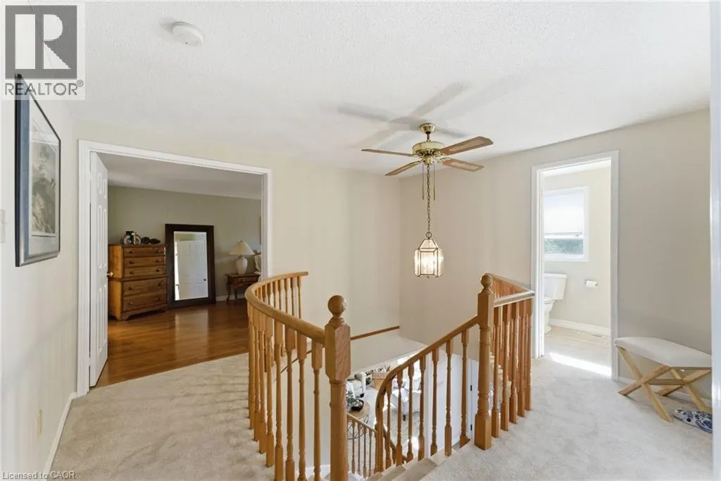 2163 WINDING Way
