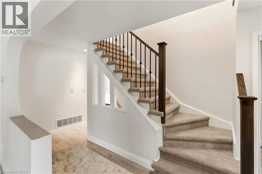 2 GIFFIN Road