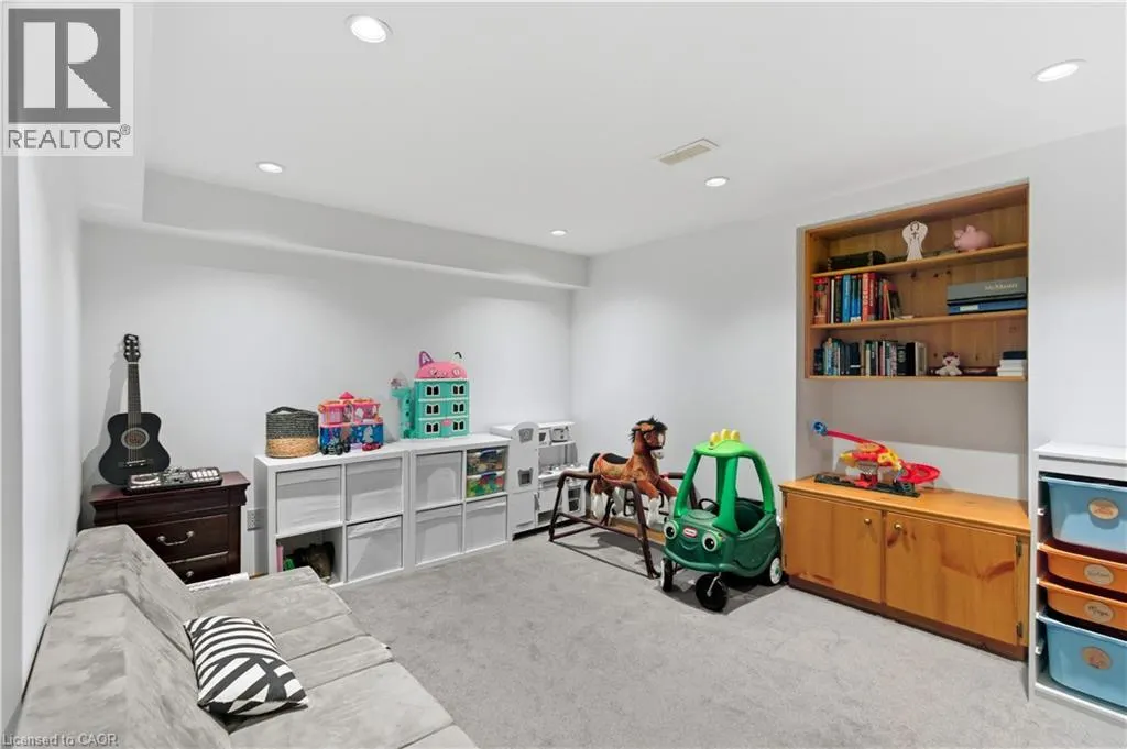 2 GIFFIN Road