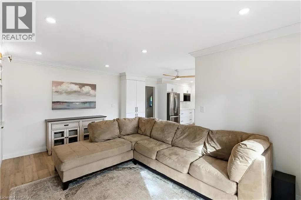 2 GIFFIN Road
