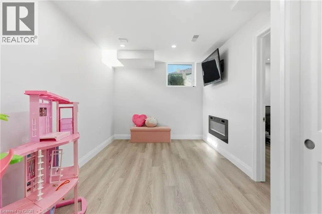 18 MIA Drive