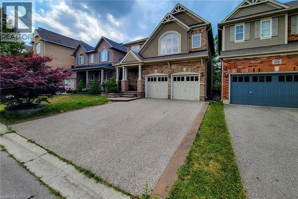 128 MONTREAL Circle