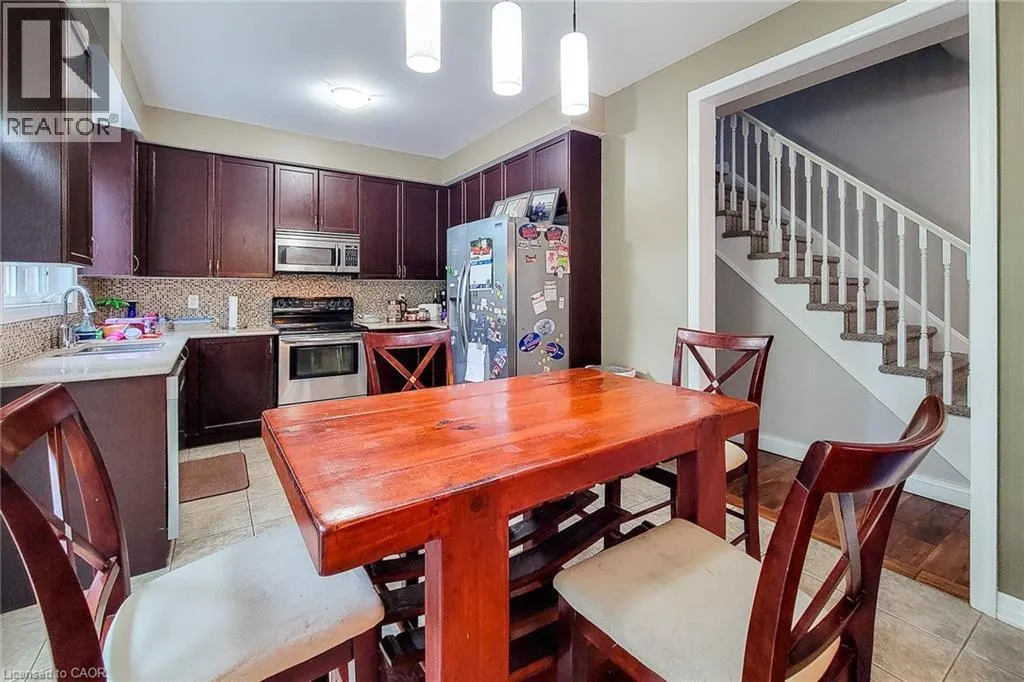 128 MONTREAL Circle