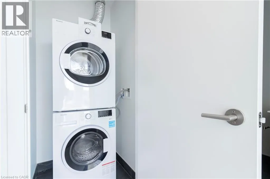 25 WELLINGTON Street S Unit# 1403, #1403