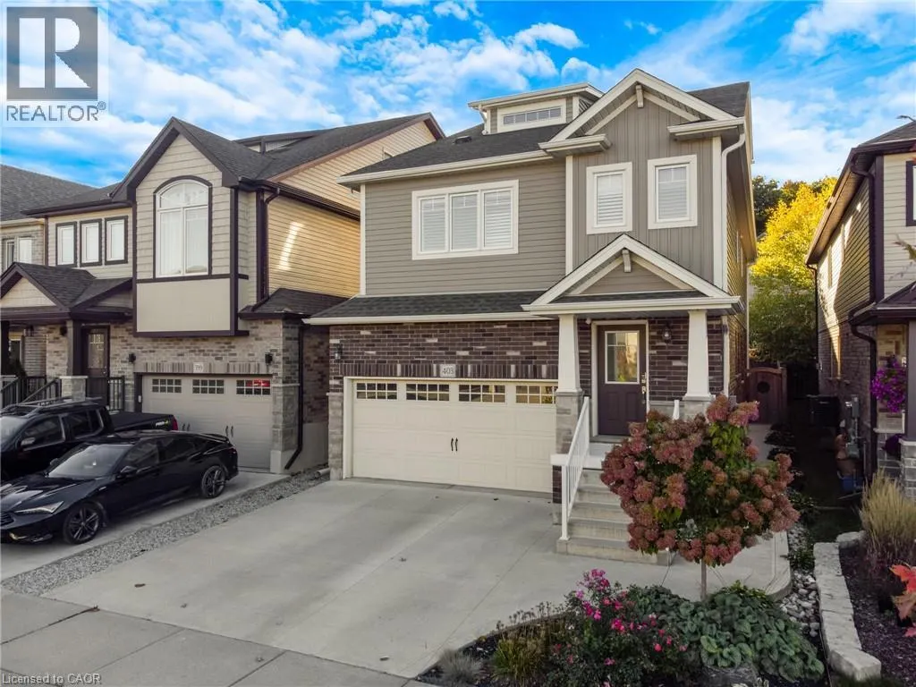 403 MOORLANDS Crescent